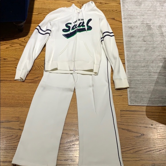 five tracksuit